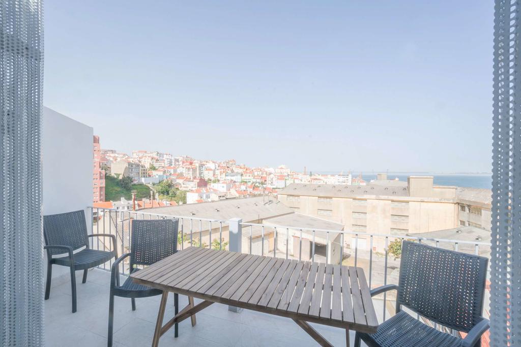 Tagus Balcony Apartment *