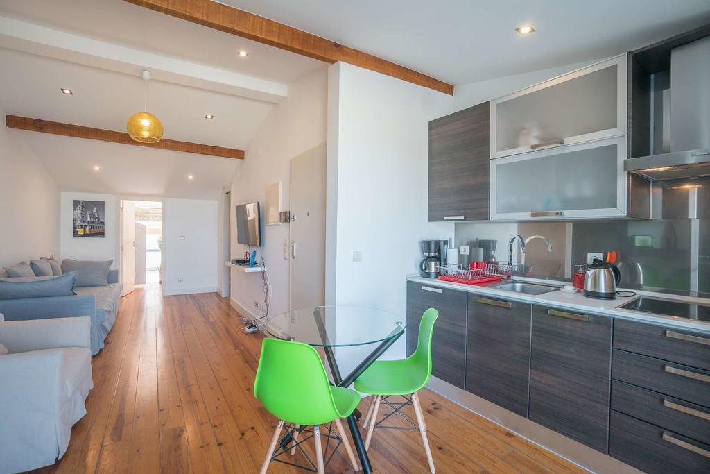 Apartment Tagus Balcony Lissabon