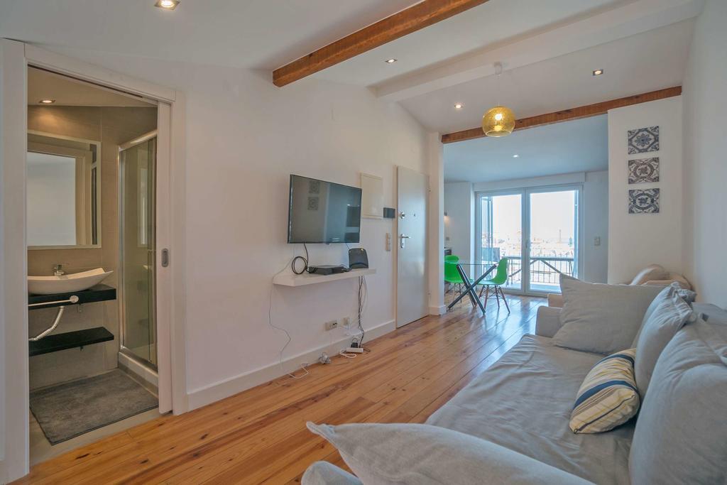 Tagus Balcony Apartment *